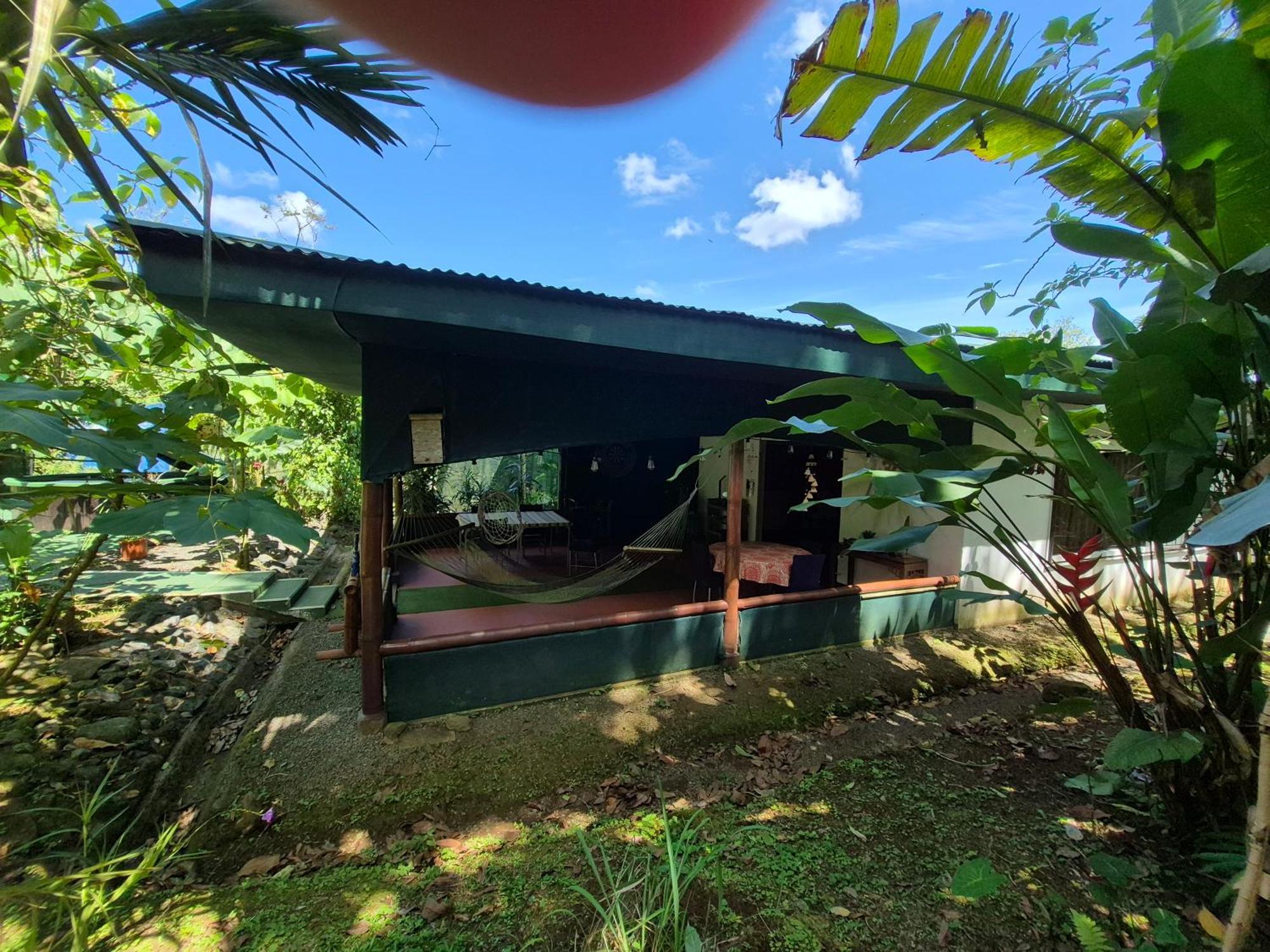 Centro Ananda Bed & Breakfast Guapiles Bagian luar foto